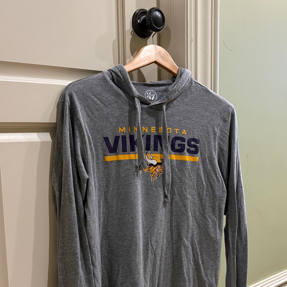 Minnesota Vikings '47 Brand Grey Long Sleeve Hooded T-Shirt - Small